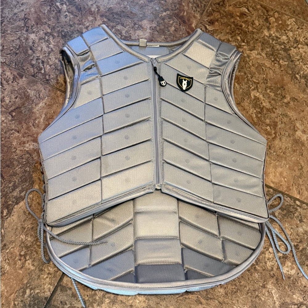 Tipperary eventing vest adult large (40) grey
